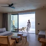 Hotel ​le Grand Bleu 5*