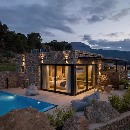 ​le Grand Bleu Hotel 5*