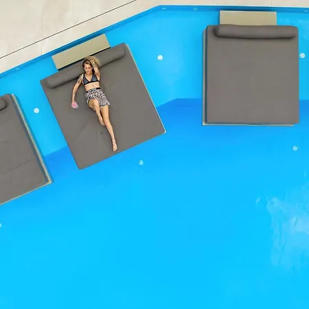 ​le Grand Bleu 5* Derveni