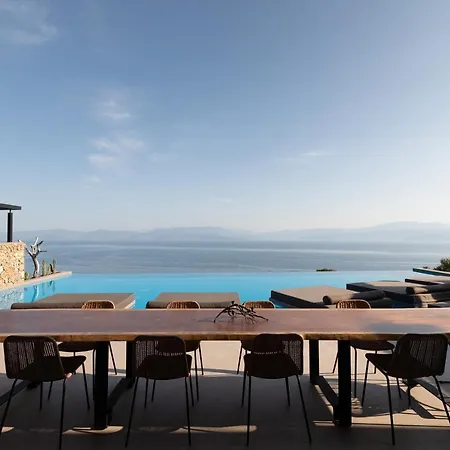 ​le Grand Bleu Hotel