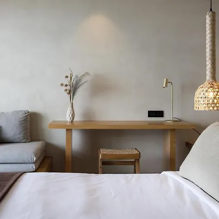 Otel ​le Grand Bleu Dhervénion