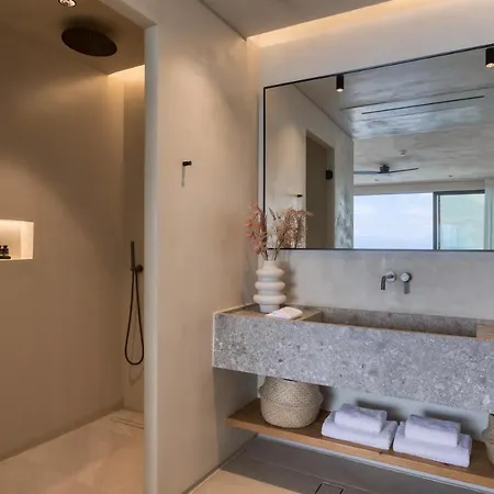 ​le Grand Bleu 5*