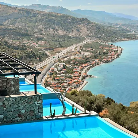 Hotel ​le Grand Bleu *