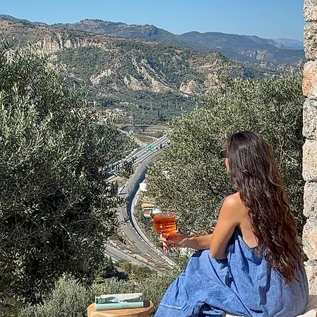 Hotel ​le Grand Bleu