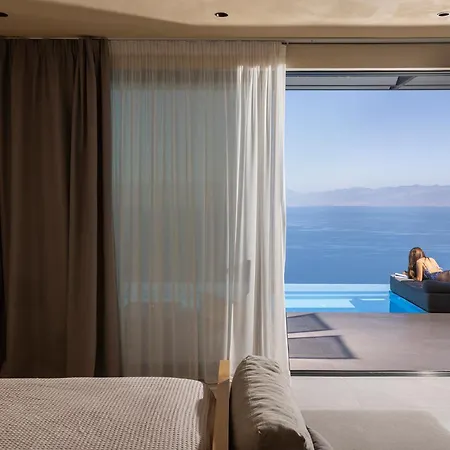 ​le Grand Bleu Hotel