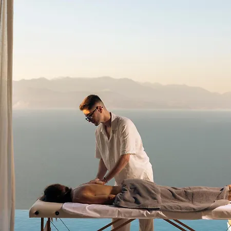 Hotel ​le Grand Bleu 5*