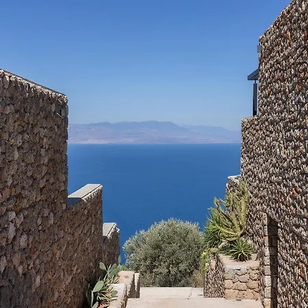 ​le Grand Bleu 5* Derveni