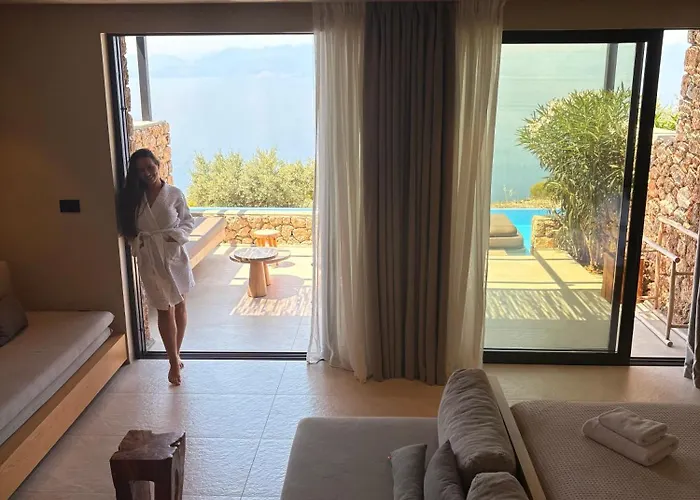 Hotel ​le Grand Bleu 5*