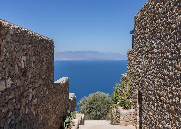 ​le Grand Bleu 5* 데르베니